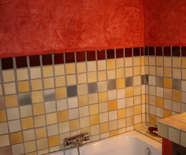 Bed & Breakfast Le Jas Des Nevieres 3*